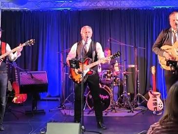 Beatlemania in Neustadt: Beatlemania Clip C53fd40a