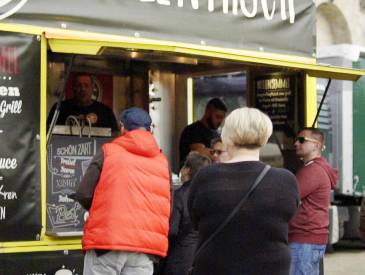 Ansturm auf Foodtrucks: Foodtrucks Clip 09877f3b