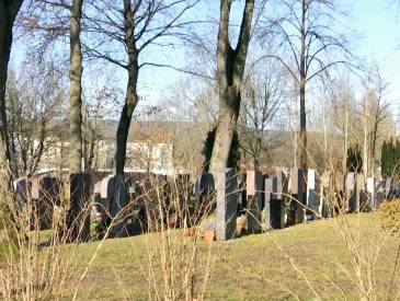 Diebe auf dem Friedhof: Friedhof Clip 902db732