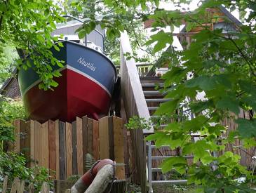 Oase für Naturliebhaber: Grab Baumschiff 802cb7ed