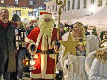 Willkommen beim Nikolaus: Nikolaus Nec Clip 659b8062