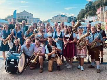 OPA - Original Prinz Albert Blasmusik: Opa Schlossplatzfest 81aaec94