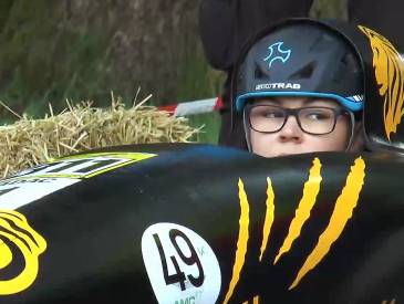 Tollkühne Piloten: Seifenkisten Clip 5c6730f4