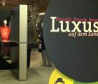 Pracht, Prunk, Protz – Luxus auf dem Land: Ahorn Ausstellung Vh 195bf07c