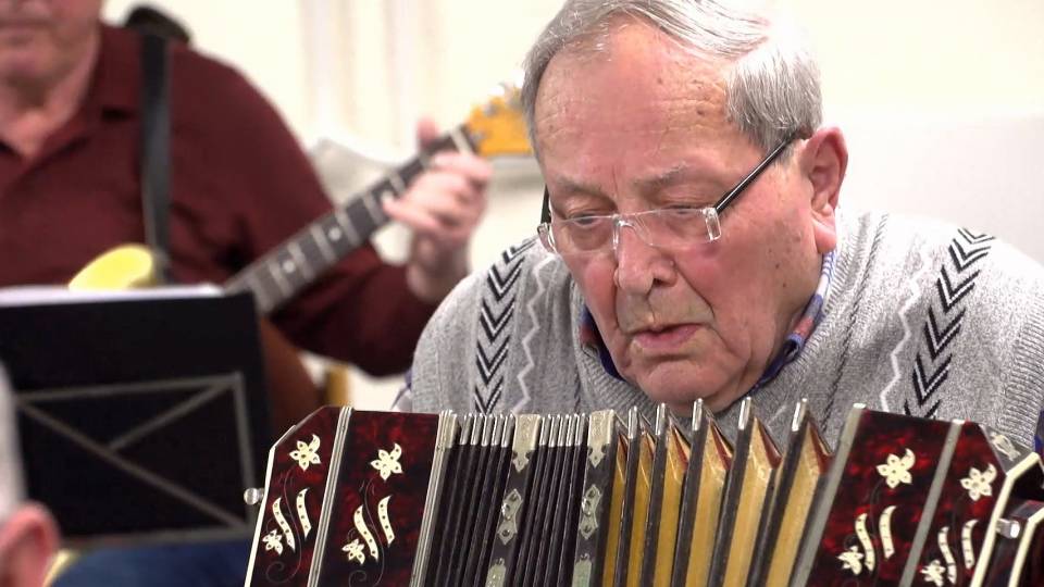 Mehr als nur Tango: Bandonion Clip Becde042