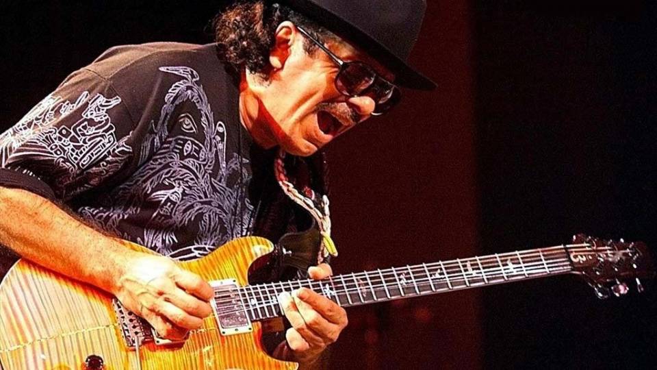 Carlos Santana kommt