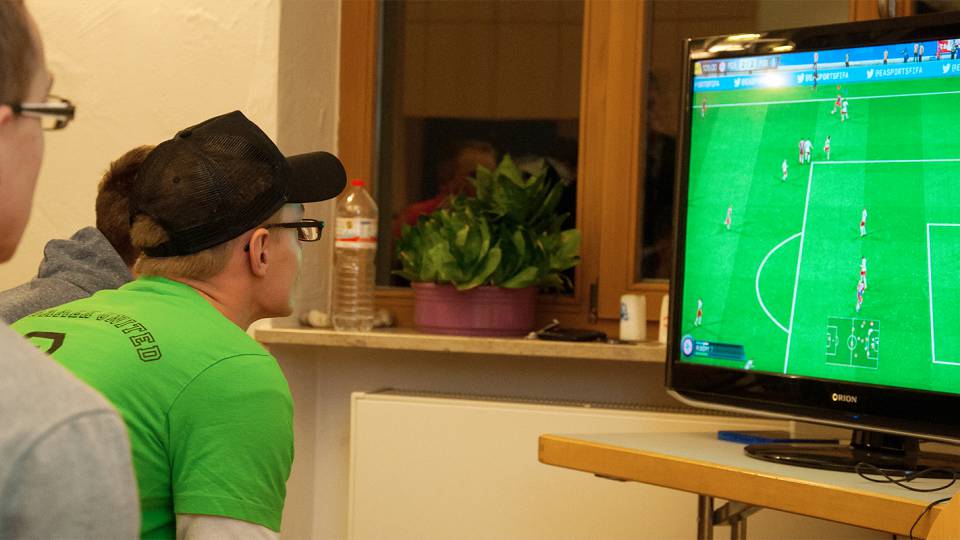 Kicken am Computer: Computer Kicken 329440b4