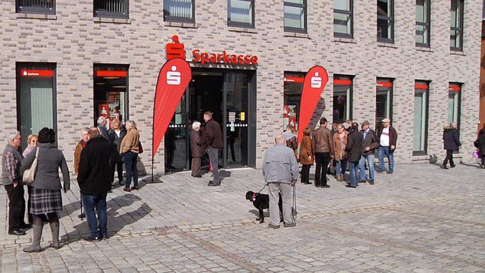 Mehr Service für Kunden: Sparkasse Talk F42a31bd