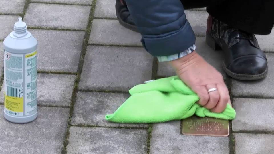 Nachdenken statt stolpern: Stolpersteine Clip 84c53e94