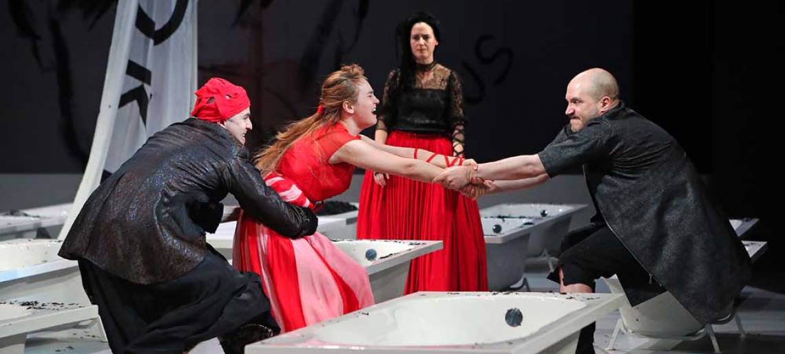Gegen den Machtwahn: Antigone Clip B94fc5d9