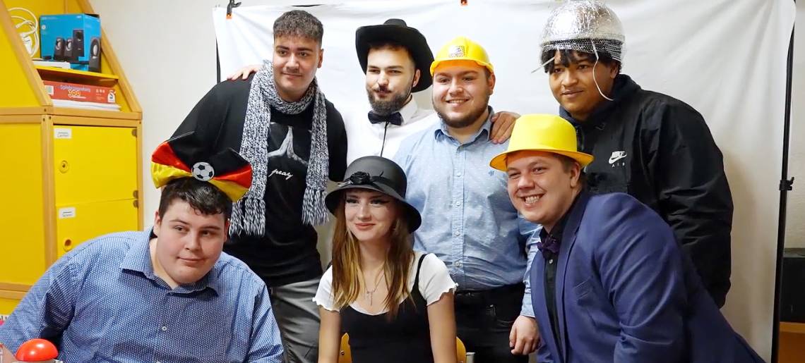 Die ASCO feiert Geburtstag: Asco Clip B8bf6df9