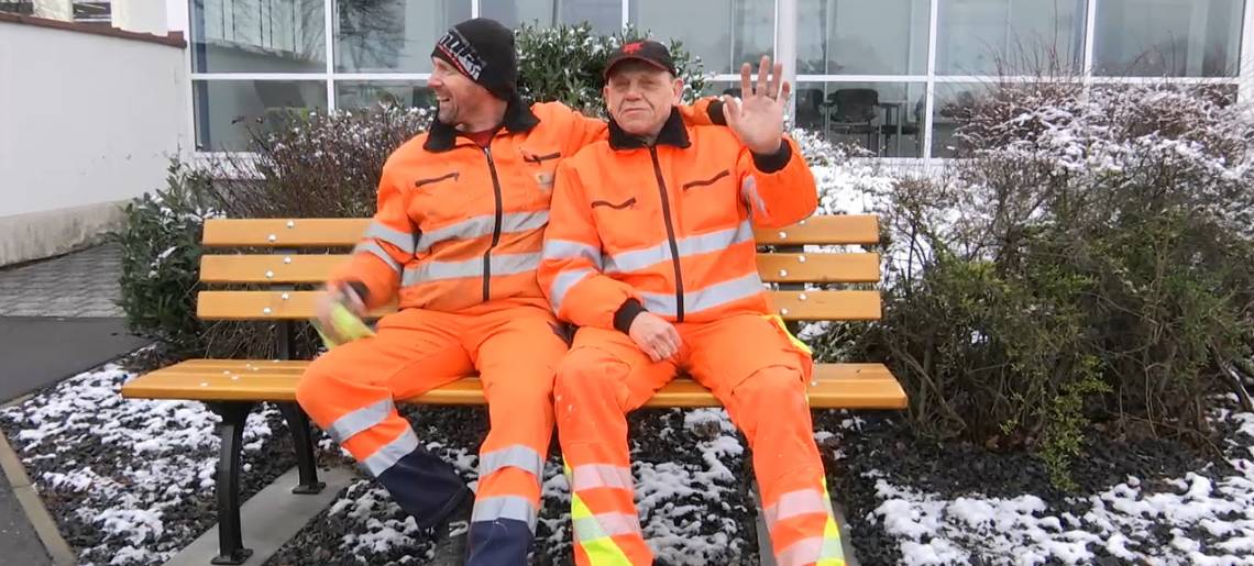 Alle 100 Meter eine Bank: Baenke Clip F2a86730