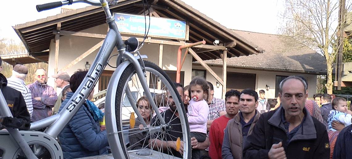 Fahrräder für Flüchtlinge: Fahrrad Asyl Clip 810e3b71
