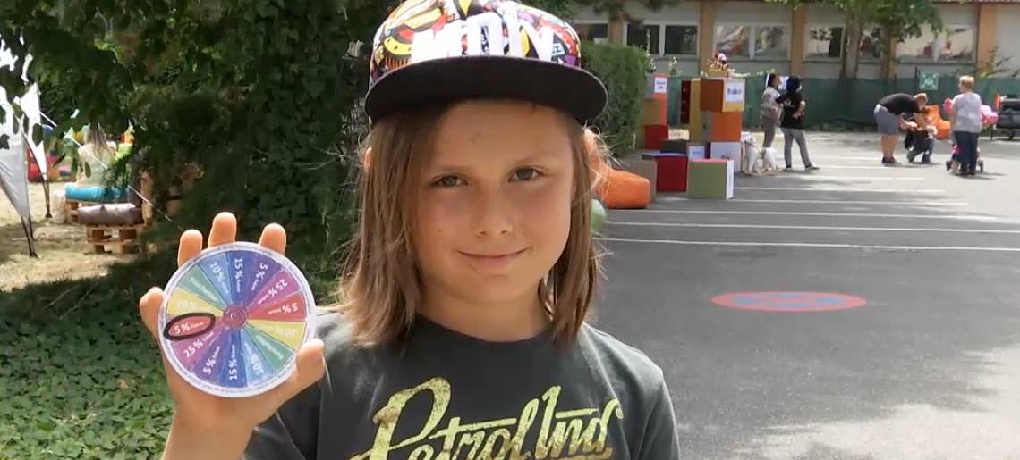 In kuscheliger Mission: Familienfest Clip 2a0d1e69