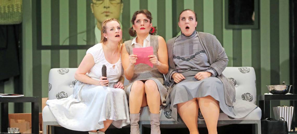 Höllenspaß im Landestheater: Orpheus Clip 5d44c366