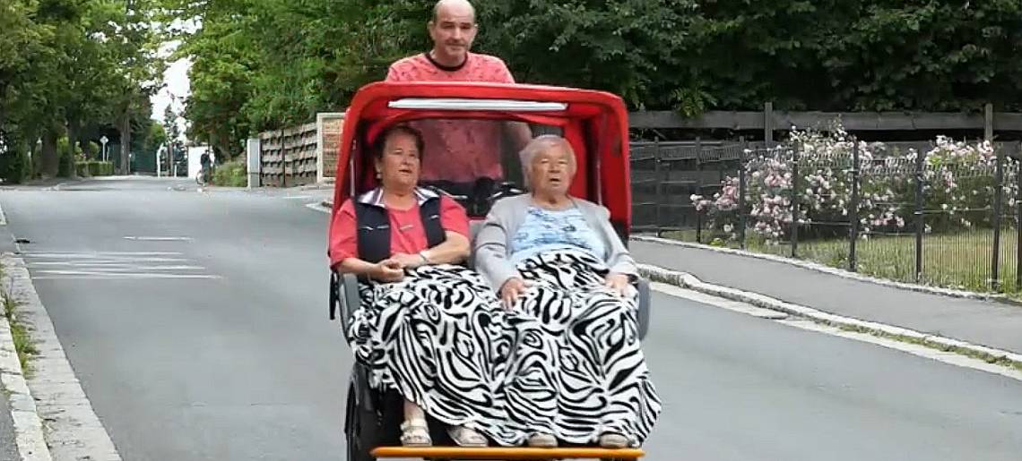 Mobil auch im Alter: Rikscha Clip 4a3d16af